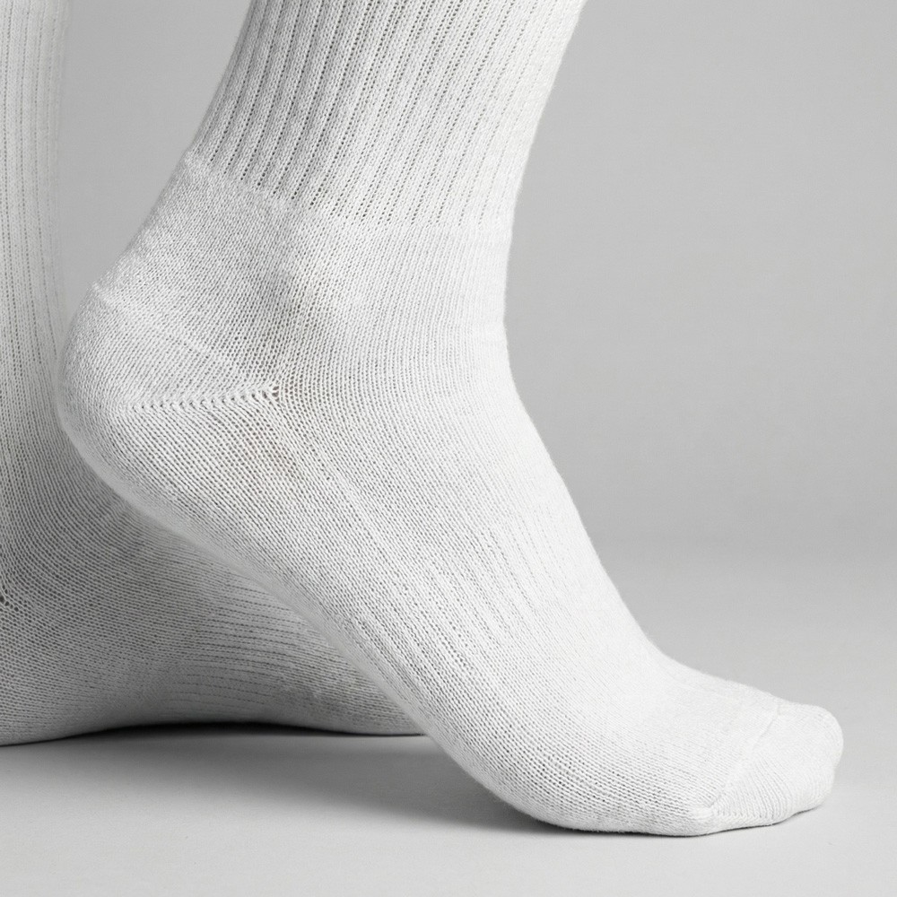 Calcetines blancos de algodón | Suministro textil profesional B2B